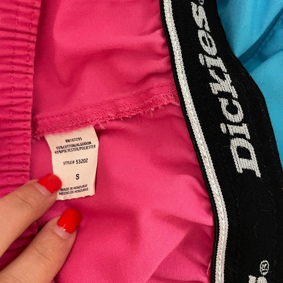 Dickies Scrubs Set, Barely used. Size Small. Top & bottom - Picture 6 of 6